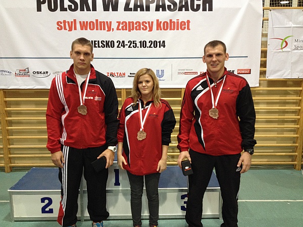 Młodzieżowe Mistrzostwa Polski w zapasach w stylu wolnym - Osielsko 2014 - Dawid, Ania i Mariusz