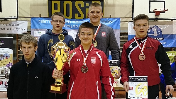 Mistrzostwa Polski Juniorów w zapasach w stylu wolnym - Rzeszów 2015