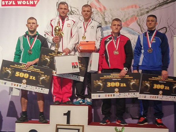 Mistrzostwa Polski Seniorów - Zgierz 2015 :: Kamil Rybicki na trzecim stopniu podium